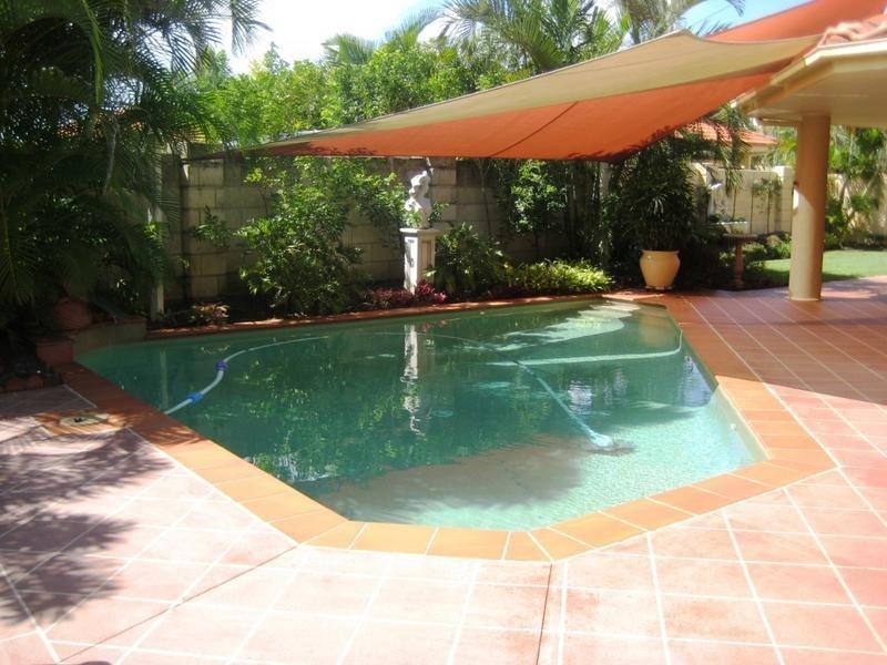 18 Parkwater Terrace, Helensvale QLD 4212