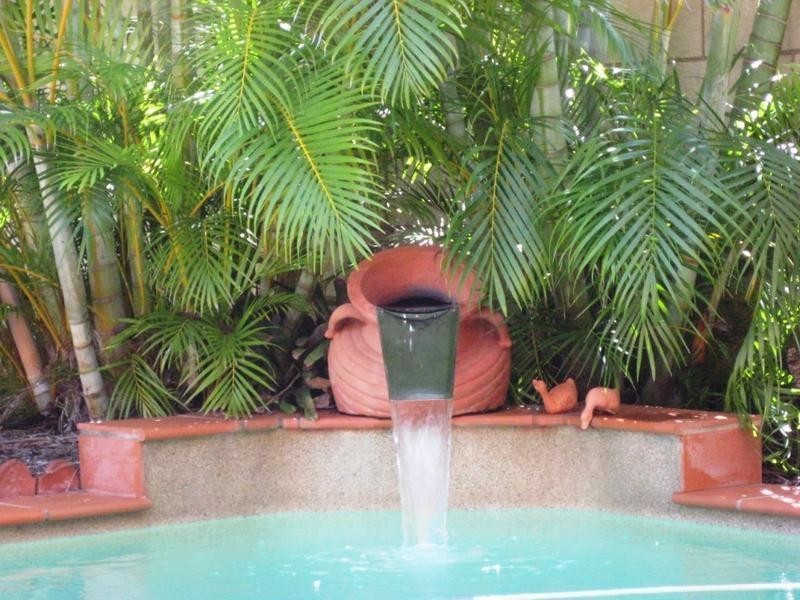 18 Parkwater Terrace, Helensvale QLD 4212