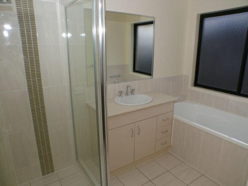 7 Blossom Street, Pimpama QLD 4209