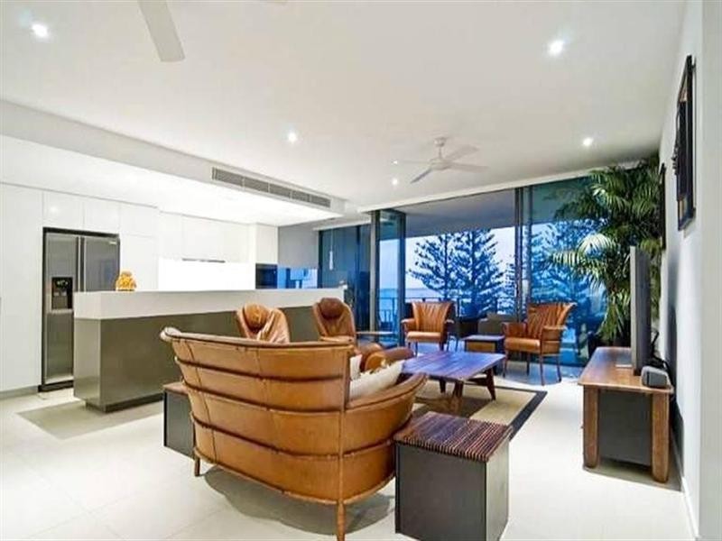 2306 323 Bayview Street, Hollywell QLD 4216