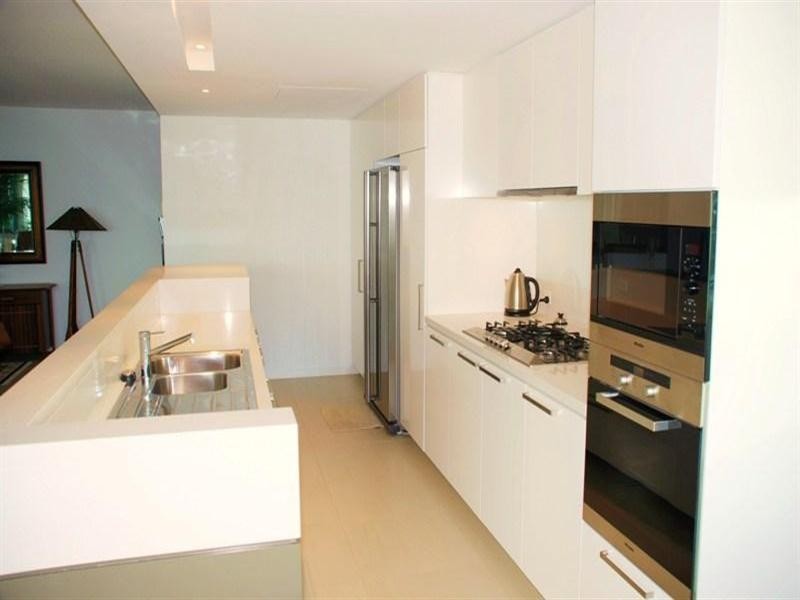 2306 323 Bayview Street, Hollywell QLD 4216