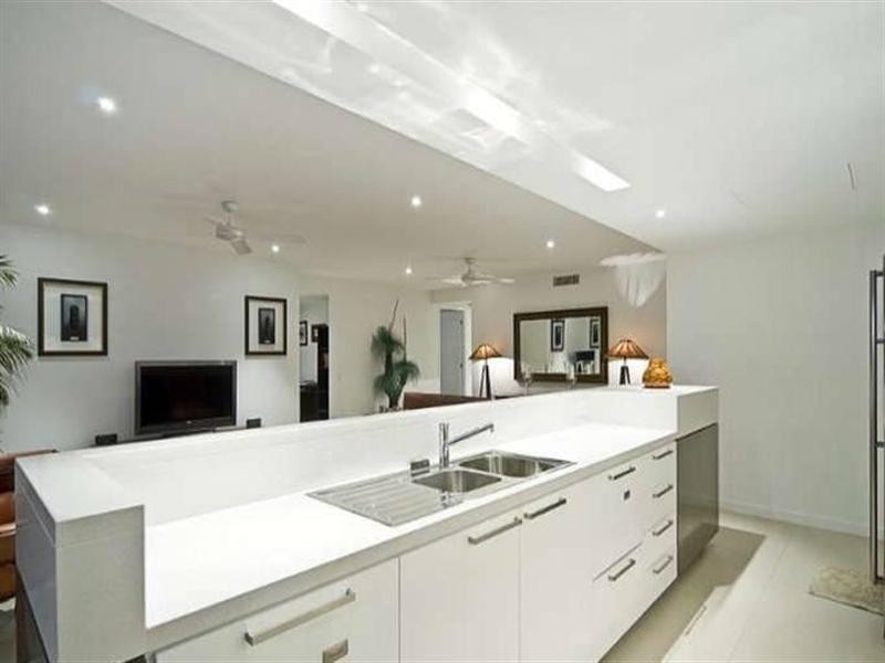 2306 323 Bayview Street, Hollywell QLD 4216