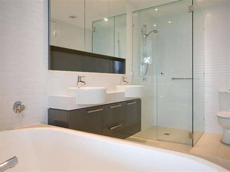 2306 323 Bayview Street, Hollywell QLD 4216