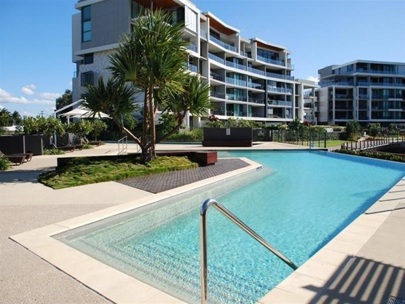 2306 323 Bayview Street, Hollywell QLD 4216