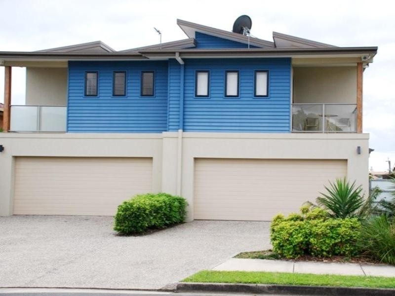 2/19 Waratah Avenue, Biggera Waters QLD 4216