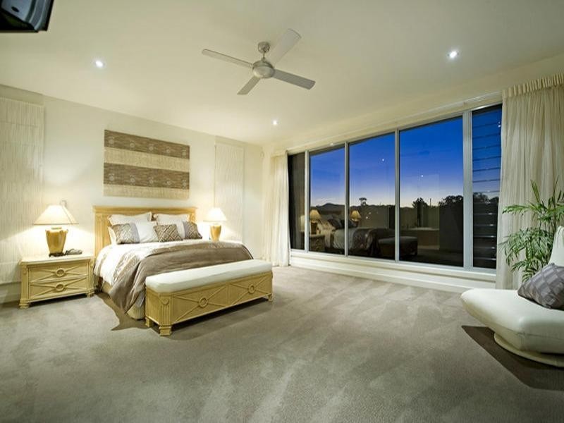 2342 Cressbrook Drive, Hope Island QLD 4212