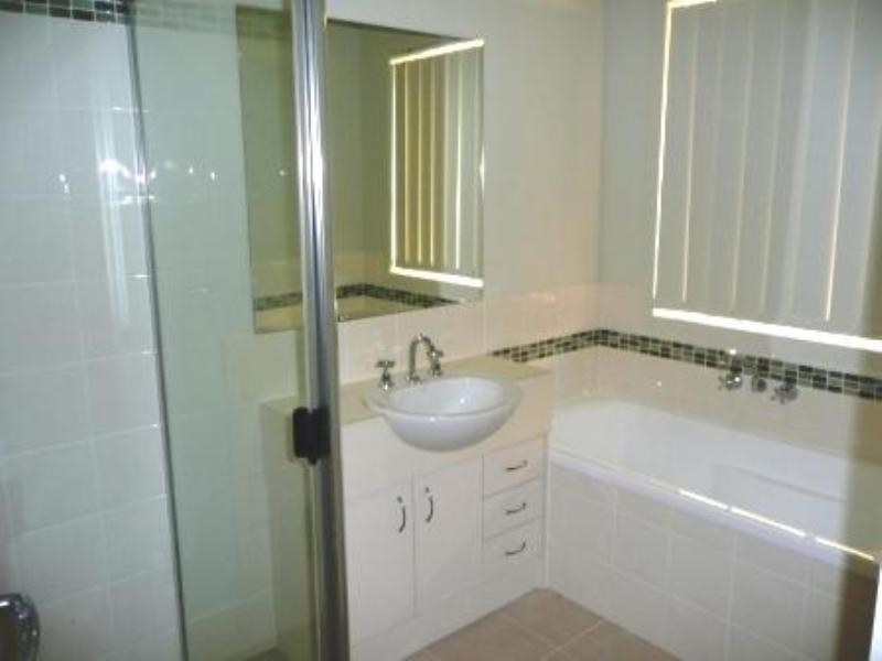 10 Gilgai Court, Redbank Plains QLD 4301