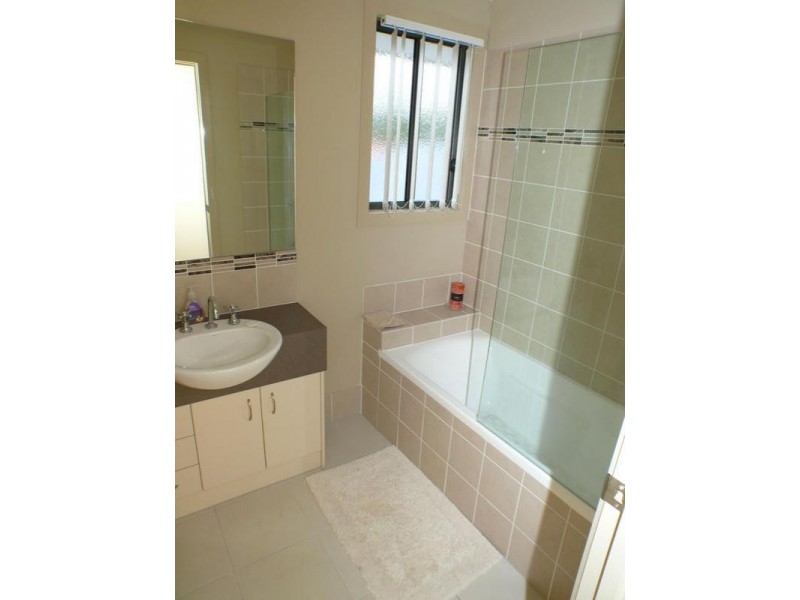 3/63 Gibosa Lane, Coomera QLD 4209