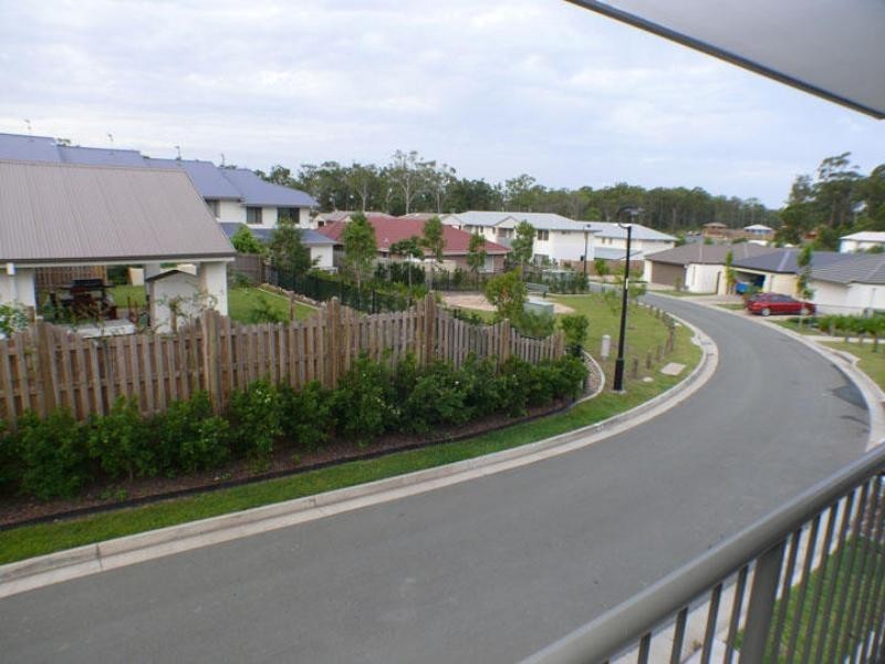 3/63 Gibosa Lane, Coomera QLD 4209