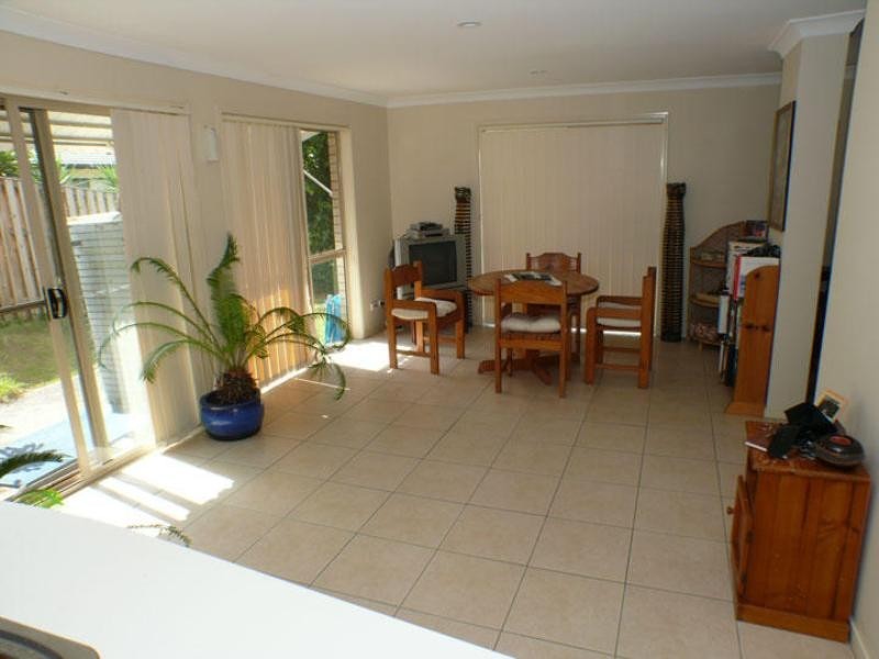 1/5 Prewett Street, Upper Coomera QLD 4209