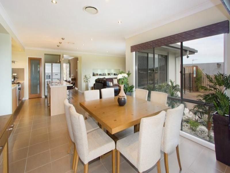 18 Torrington Street, Upper Coomera QLD 4209