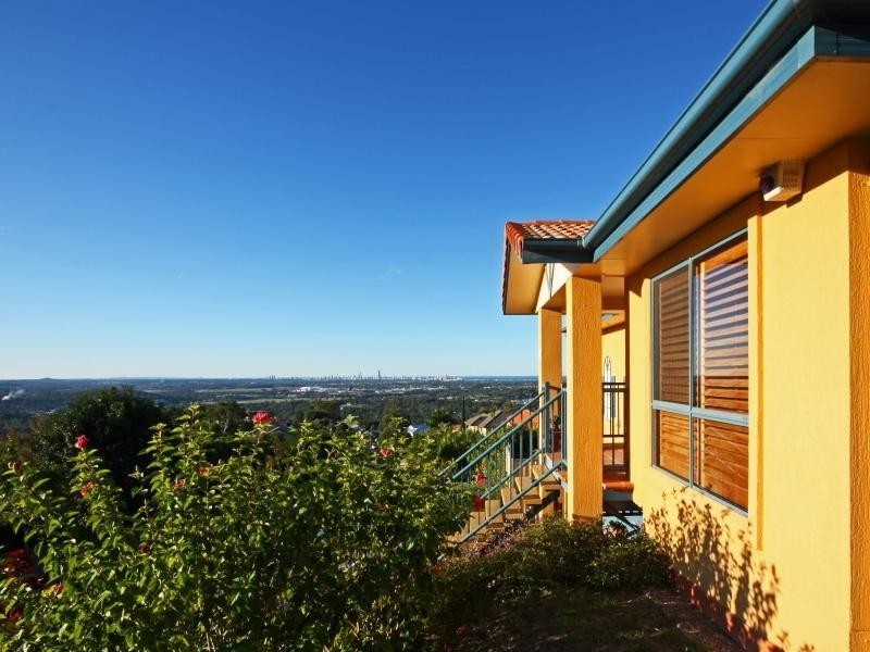 124 Strawberry Road, Bonogin QLD 4213