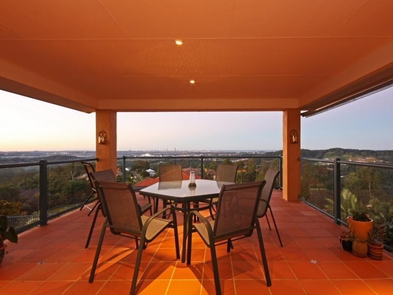 124 Strawberry Road, Bonogin QLD 4213