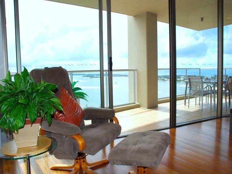 2402/50 Marine Parade, Southport QLD 4215