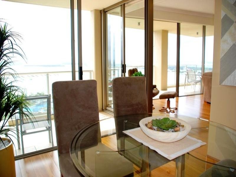 2402/50 Marine Parade, Southport QLD 4215