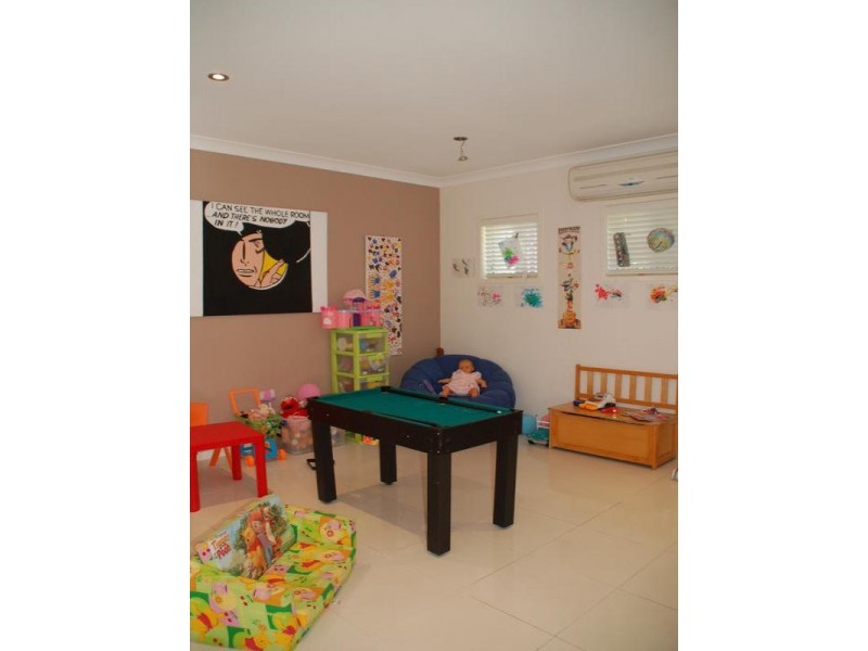 8 Toolangi Court, Upper Coomera QLD 4209