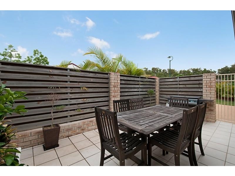 1/39 Goldcrest Drive, Upper Coomera QLD 4209