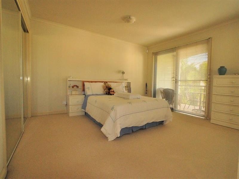 8840 Magnolia Drive East, Hope Island QLD 4212