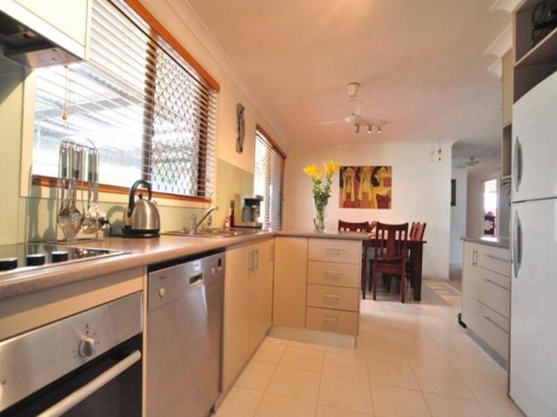 218 Discovery Drive, Helensvale QLD 4212