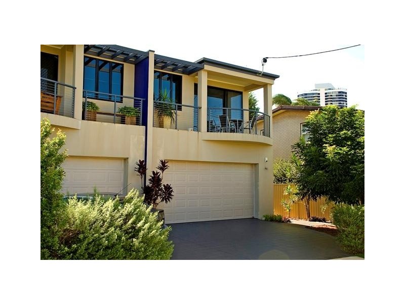 1/15 Ray Street, Runaway Bay QLD 4216