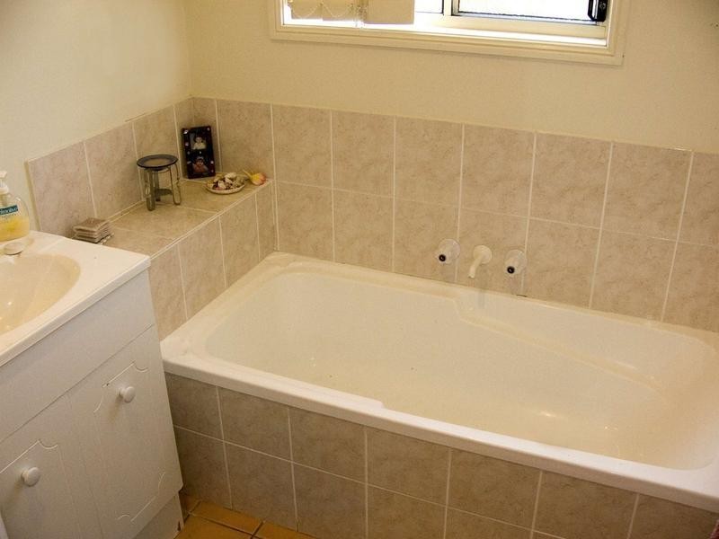 24 Blueash Court, Oxenford QLD 4210