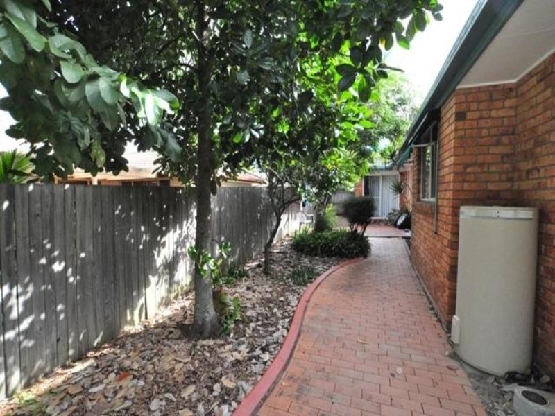 12 Lakewood Court, Helensvale QLD 4212