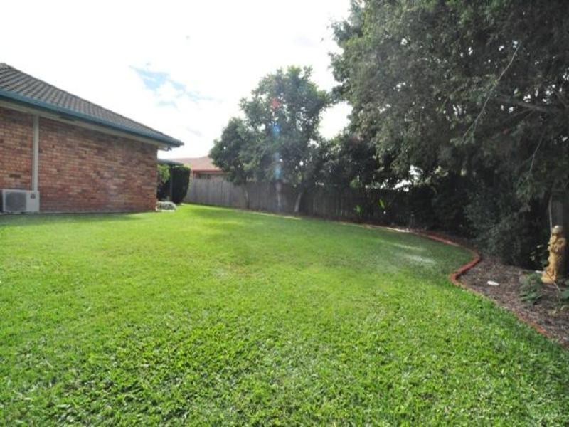 12 Lakewood Court, Helensvale QLD 4212