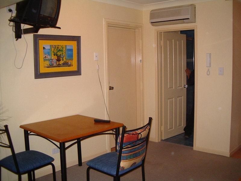 2/41 Watson Esplanade, Surfers Paradise QLD 4217