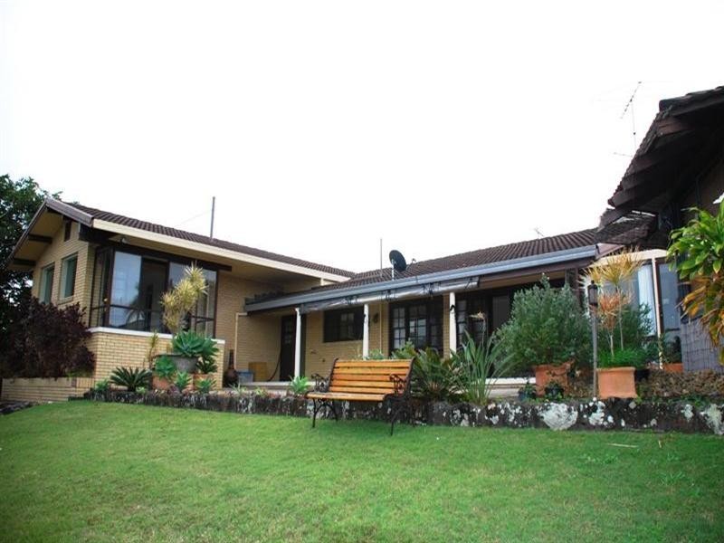 1 La Spezia Court, Surfers Paradise QLD 4217