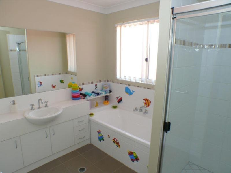 13 Heron Close, Coomera QLD 4209