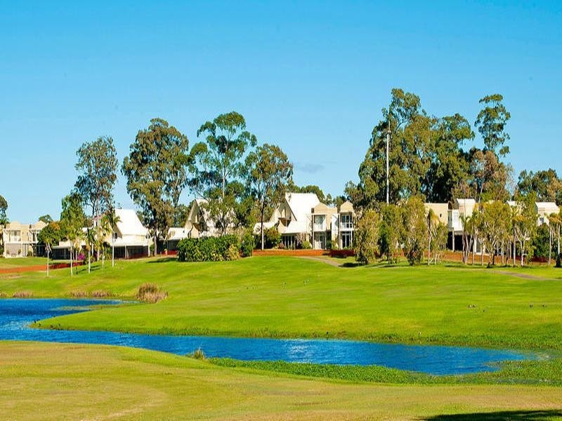 5312 Marine Drive North, Hope Island QLD 4212