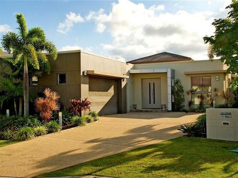 2815 Gracemere Circuit East, Hope Island QLD 4212