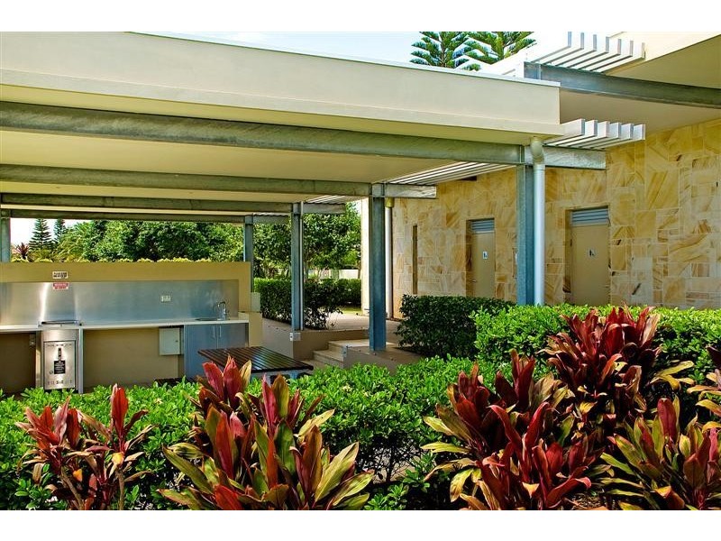 2537 Gracemere Circuit West, Hope Island QLD 4212