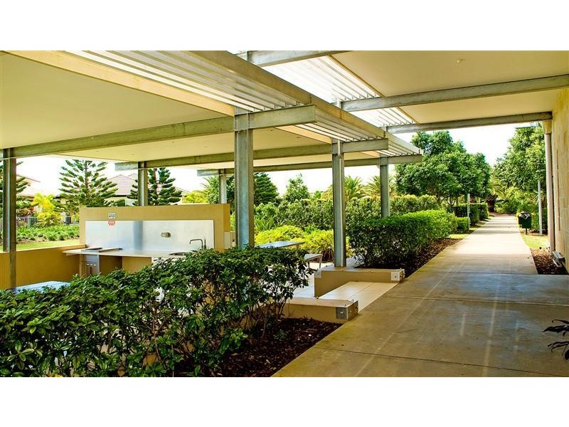 2537 Gracemere Circuit West, Hope Island QLD 4212