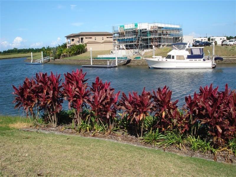 2634 Virginia Drive, Hope Island QLD 4212