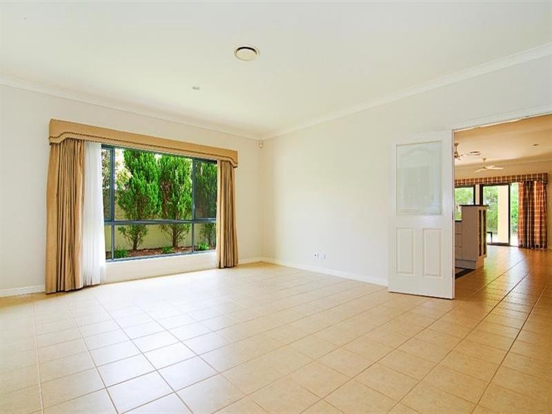2006 Gracemere Gardens Circuit, Hope Island QLD 4212