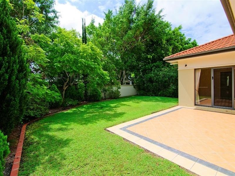 2006 Gracemere Gardens Circuit, Hope Island QLD 4212
