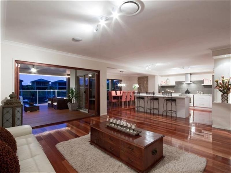 6201 Bolsena Circuit, Hope Island QLD 4212