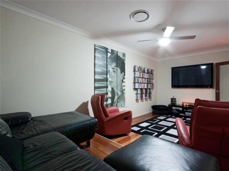 6201 Bolsena Circuit, Hope Island QLD 4212