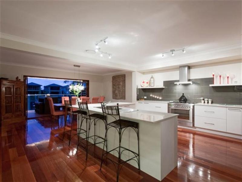 6201 Bolsena Circuit, Hope Island QLD 4212