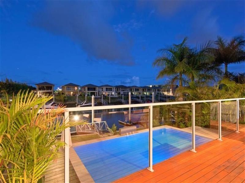 6201 Bolsena Circuit, Hope Island QLD 4212