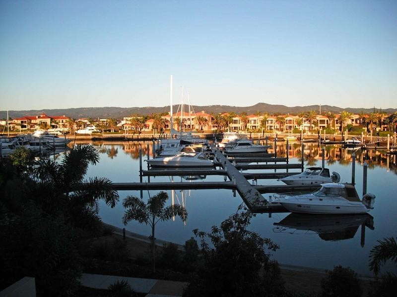 1762 Rialto Quay Drive, Hope Island QLD 4212