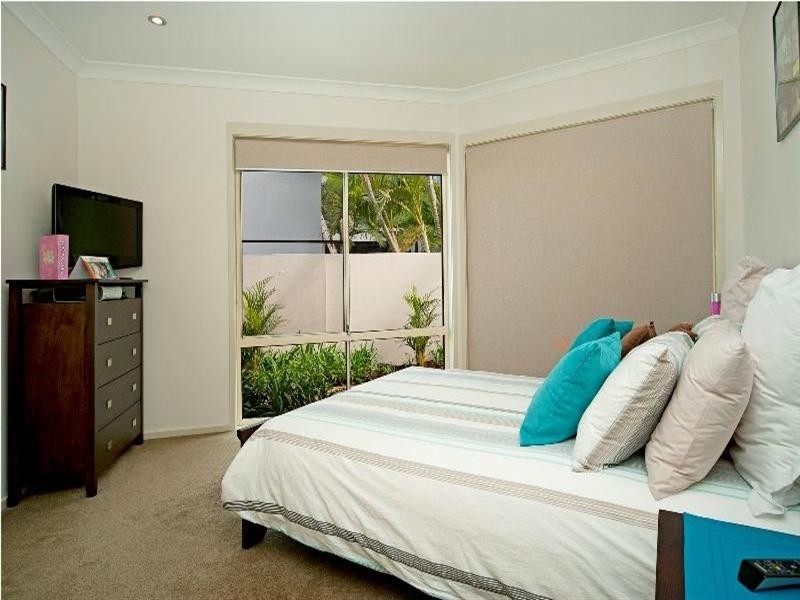 1084 Killymoon Drive, Hope Island QLD 4212