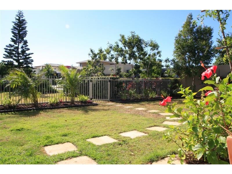 6112 Bolsena Circuit, Hope Island QLD 4212