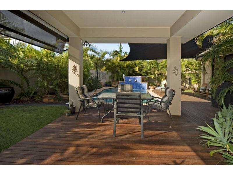 4 Eastside Esplanade, Helensvale QLD 4212