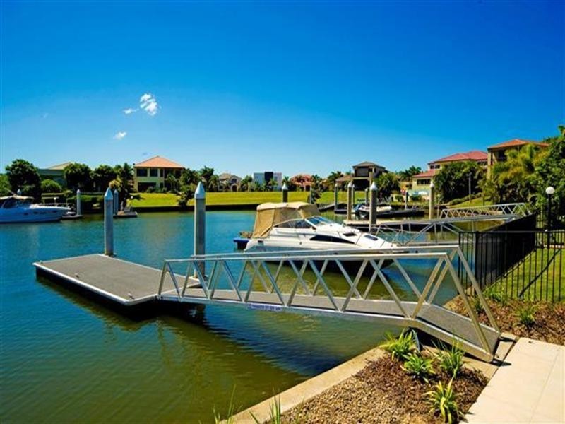 2130 Carlton Drive, Hope Island QLD 4212