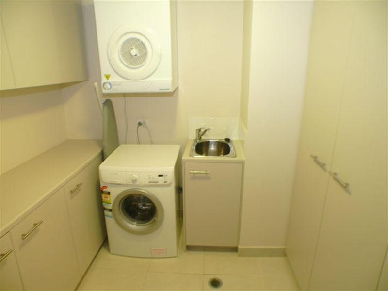 1102 2 Activa Drive, Hope Island QLD 4212