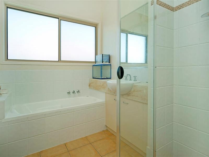 9 Rosefinch Street, Upper Coomera QLD 4209