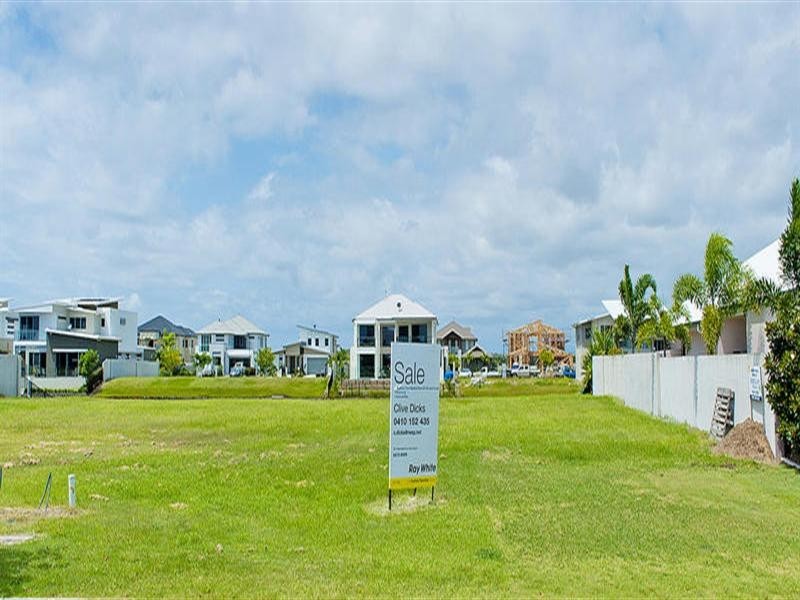 17 Marina Parade, Jacobs Well QLD 4208