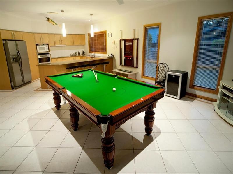 1633 Argyle Court, Hope Island QLD 4212